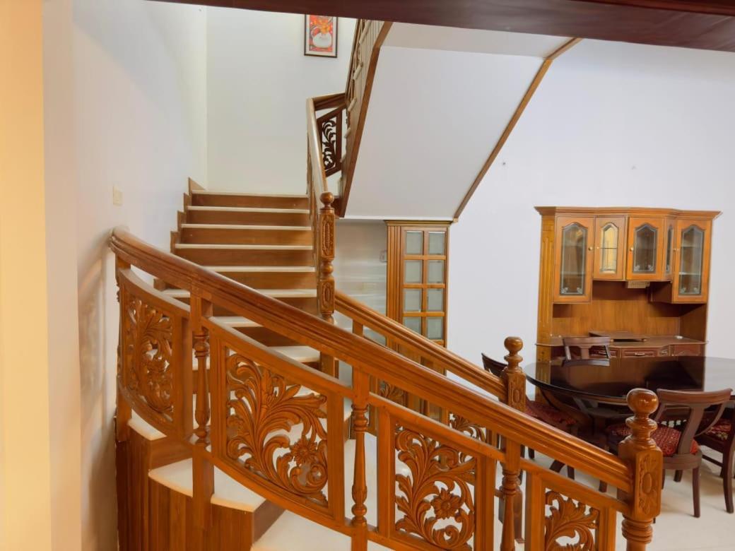 Dream Palace Alappuzha Extérieur photo